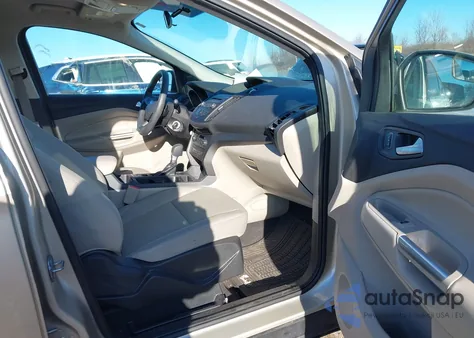 2017 Ford Escape Se z USA, uszkodzony, nr VIN 1FMCU9GD1HUC62561